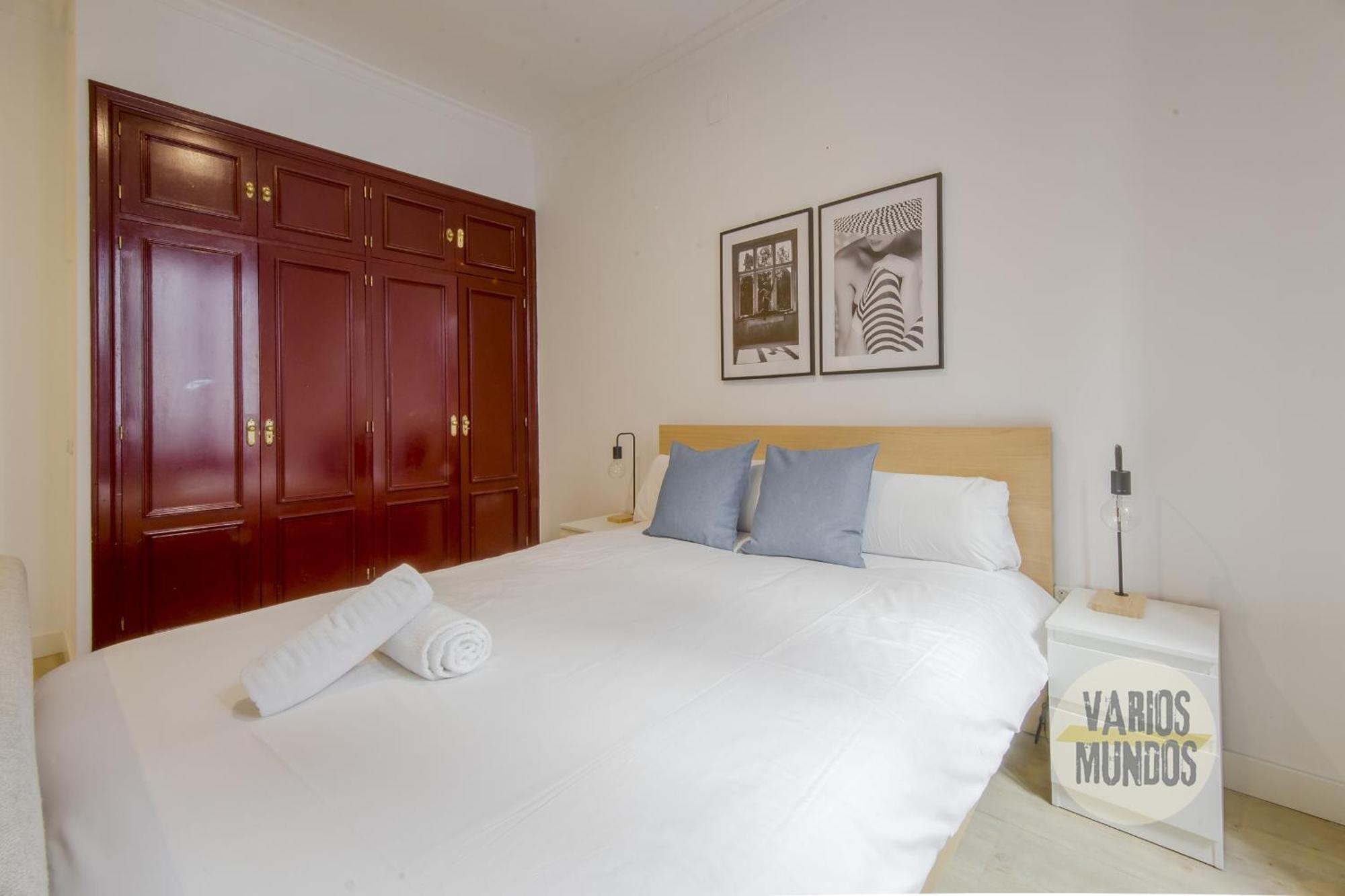 Beautiful Loft Para 3Pax En Huertas-Cortes Madrid Esterno foto