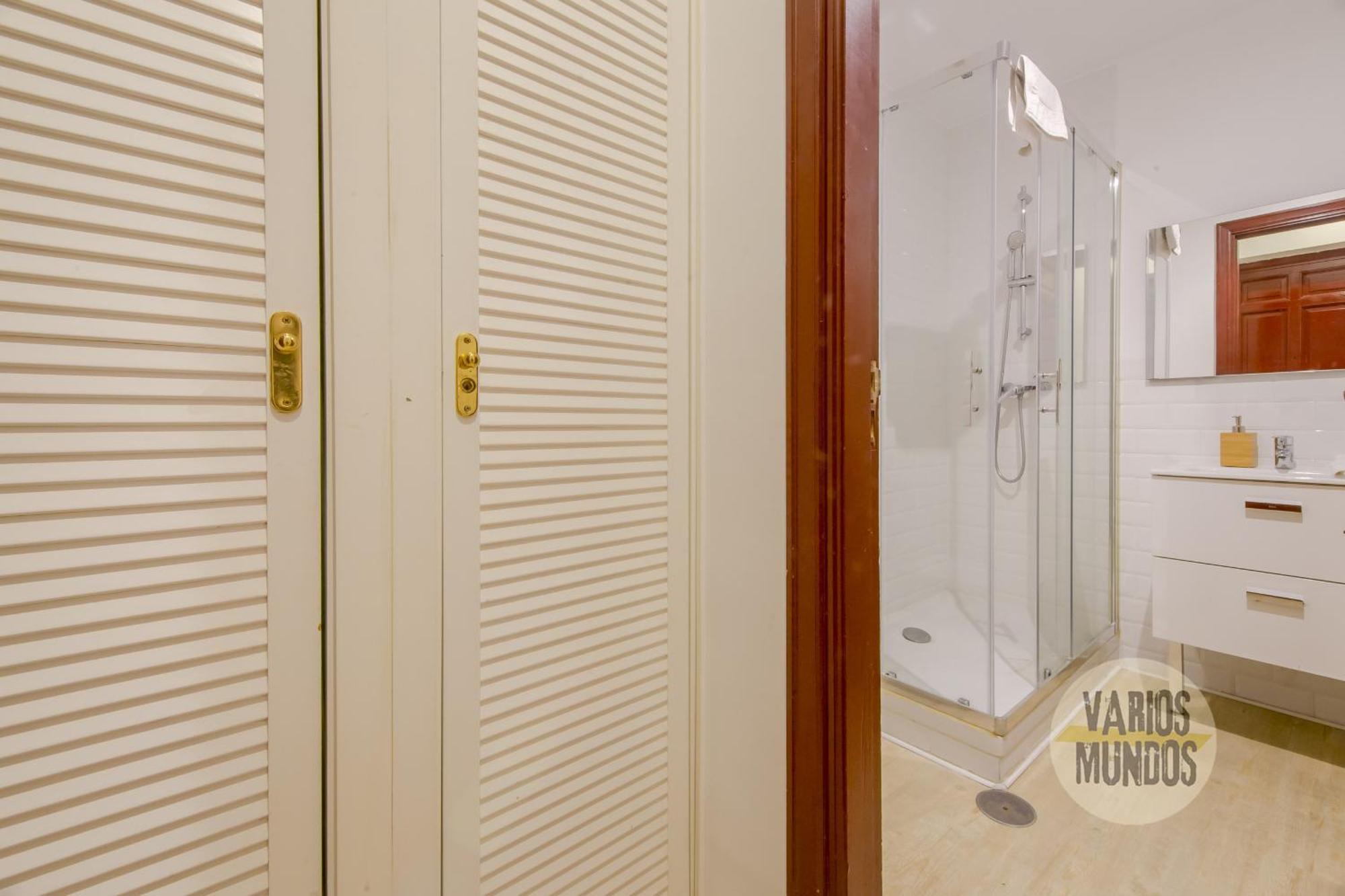 Beautiful Loft Para 3Pax En Huertas-Cortes Madrid Esterno foto